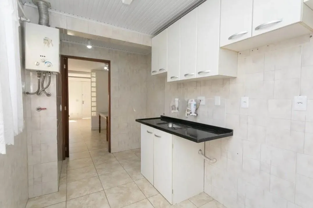 Imagem Casa em Condomínio com 03 quarto e 01 Vaga no Bairro Humaitá