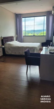 Imagem Linda casa com quatro dormitórios sendo uma suíte no Jardim Paraiso I em Itu SP
