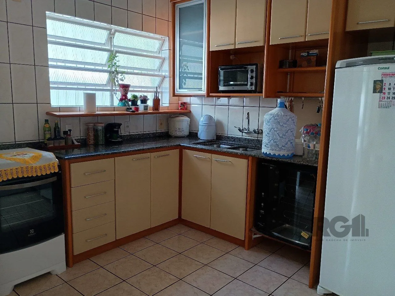 Imagem Casa Condominio para Venda 3 dormitórios, sendo 1 suites, 2 vagas - Tristeza