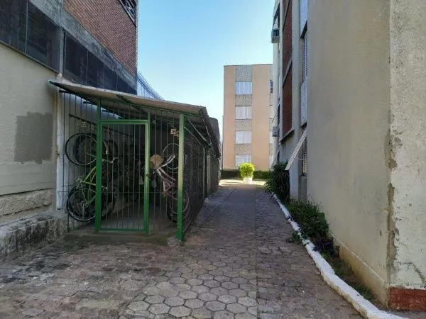 Imagem Apartamento no bairro Medianeira de 3 dormitórios DESOCUPADO