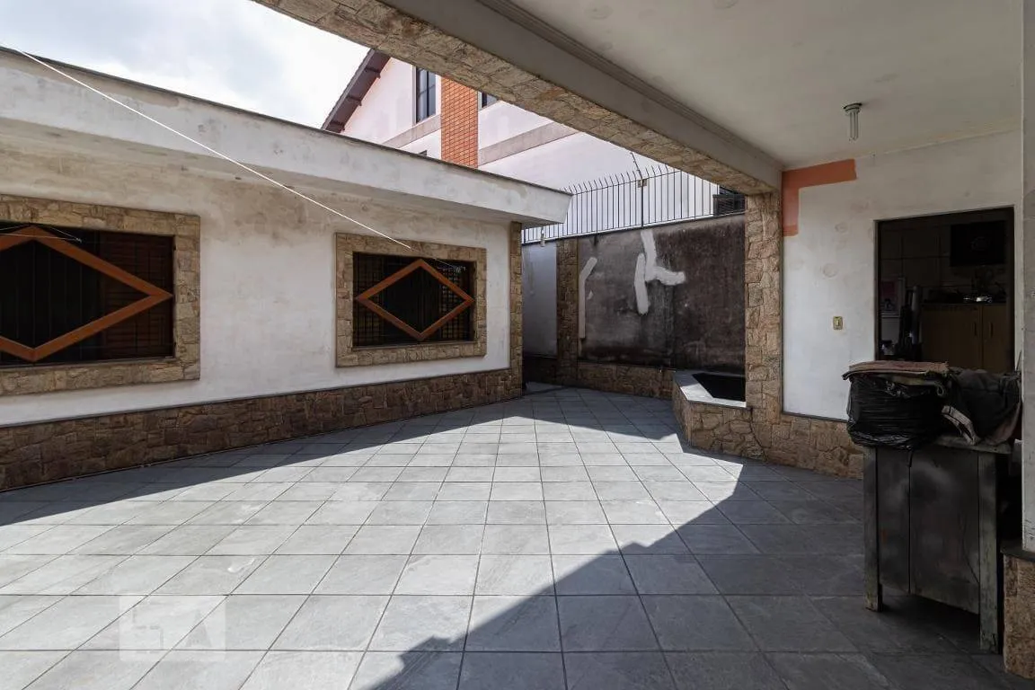 Imagem Casa Térrea de Alto Padrão com 03 Dormitórios, sendo 01 Suíte, à venda no Jardim Brasília