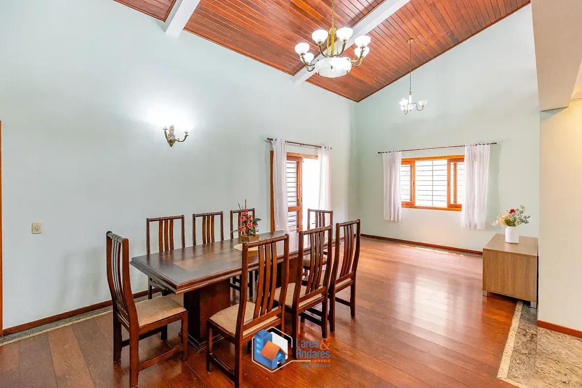 Imagem Sobrado para venda em Jardim Marajoara com 4 quartos, sendo 4 suítes, 276m²
