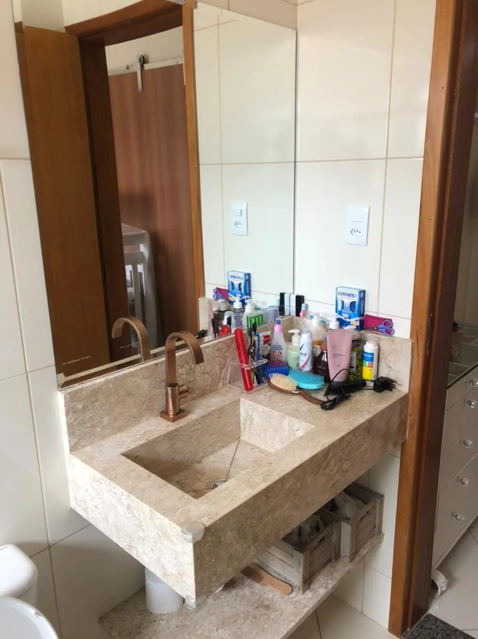 Imagem Casa à venda 3 Quartos, 3 Suites, 3 Vagas, 210M², Santana, Pindamonhangaba - SP