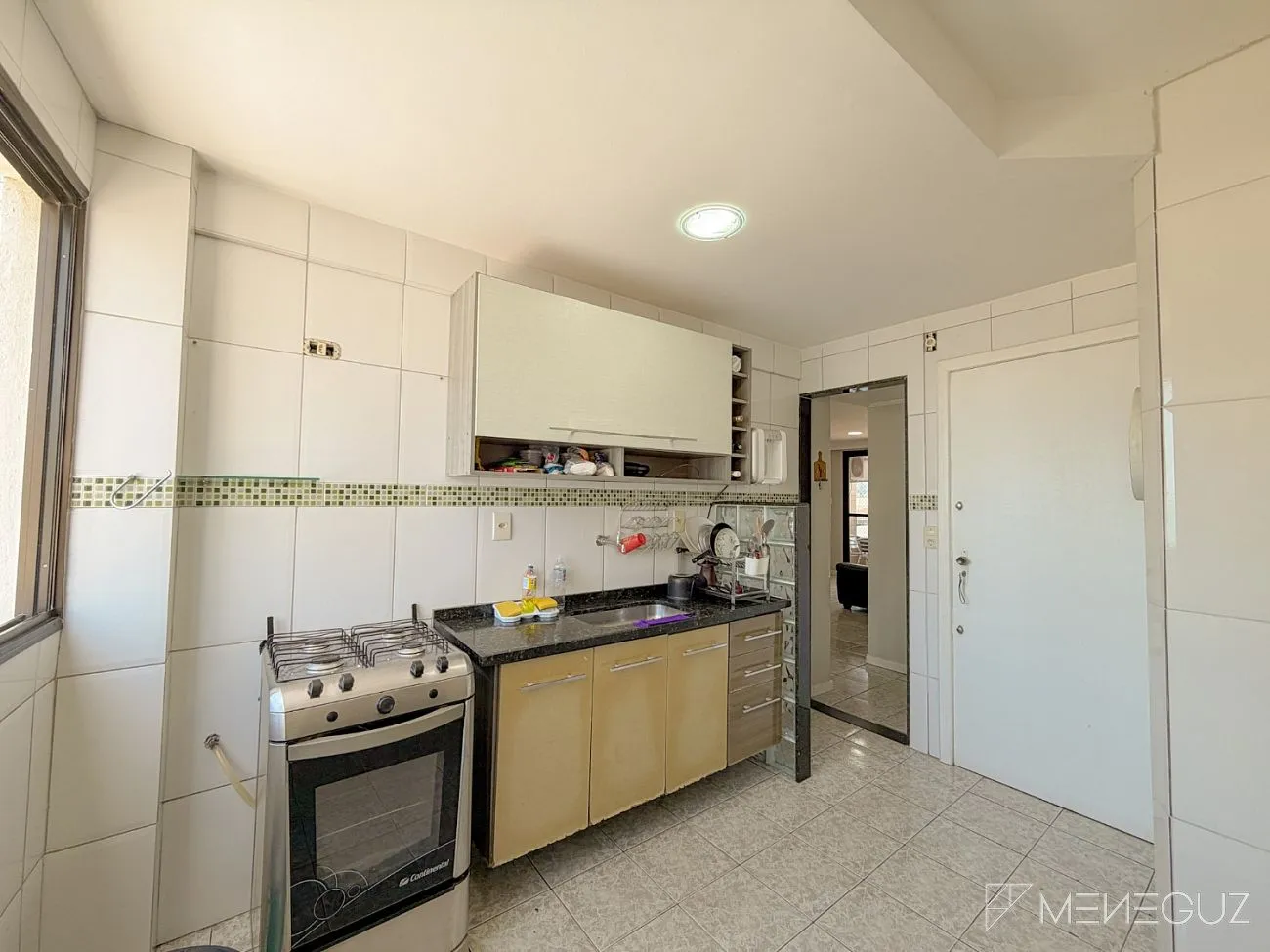 Imagem Porteira Fechada: 3 Quartos, Vista Mar e a 2 Quadras da Praia