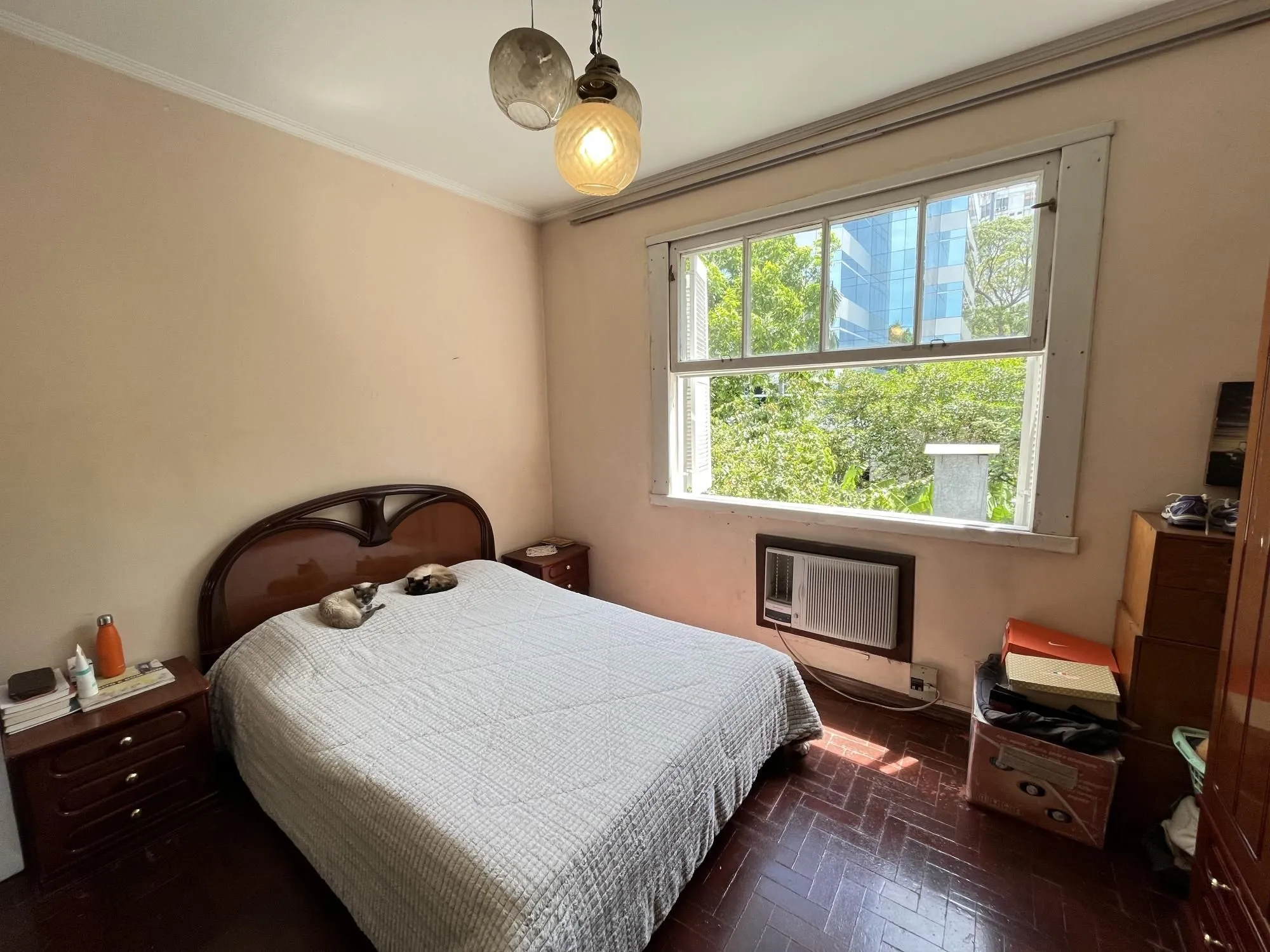 Imagem Apartamento de 3 quartos com dependência de empregada bairro Moinhos de Vento