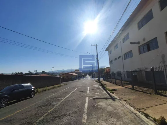 Imagem Casa com 3 dormitórios para alugar por R$ 3.200,00/mês - Parque Ferrúcio - Socorro/SP