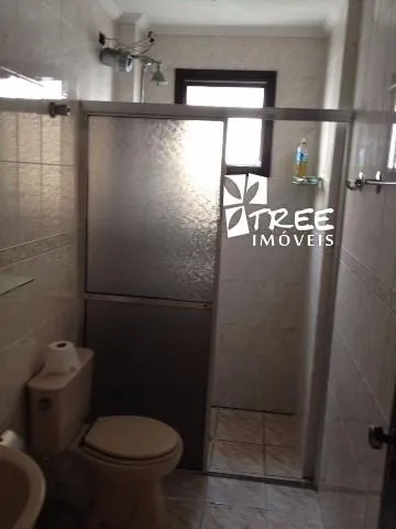 Imagem VENDA DE APARTAMENTO NA PRAIA GRANDE/SP, 80m² com quarto, suíte, sala com varanda, piscina, churrasqueira, 1 vaga e a 2 quadras da praia. CONSULTE-NOS
