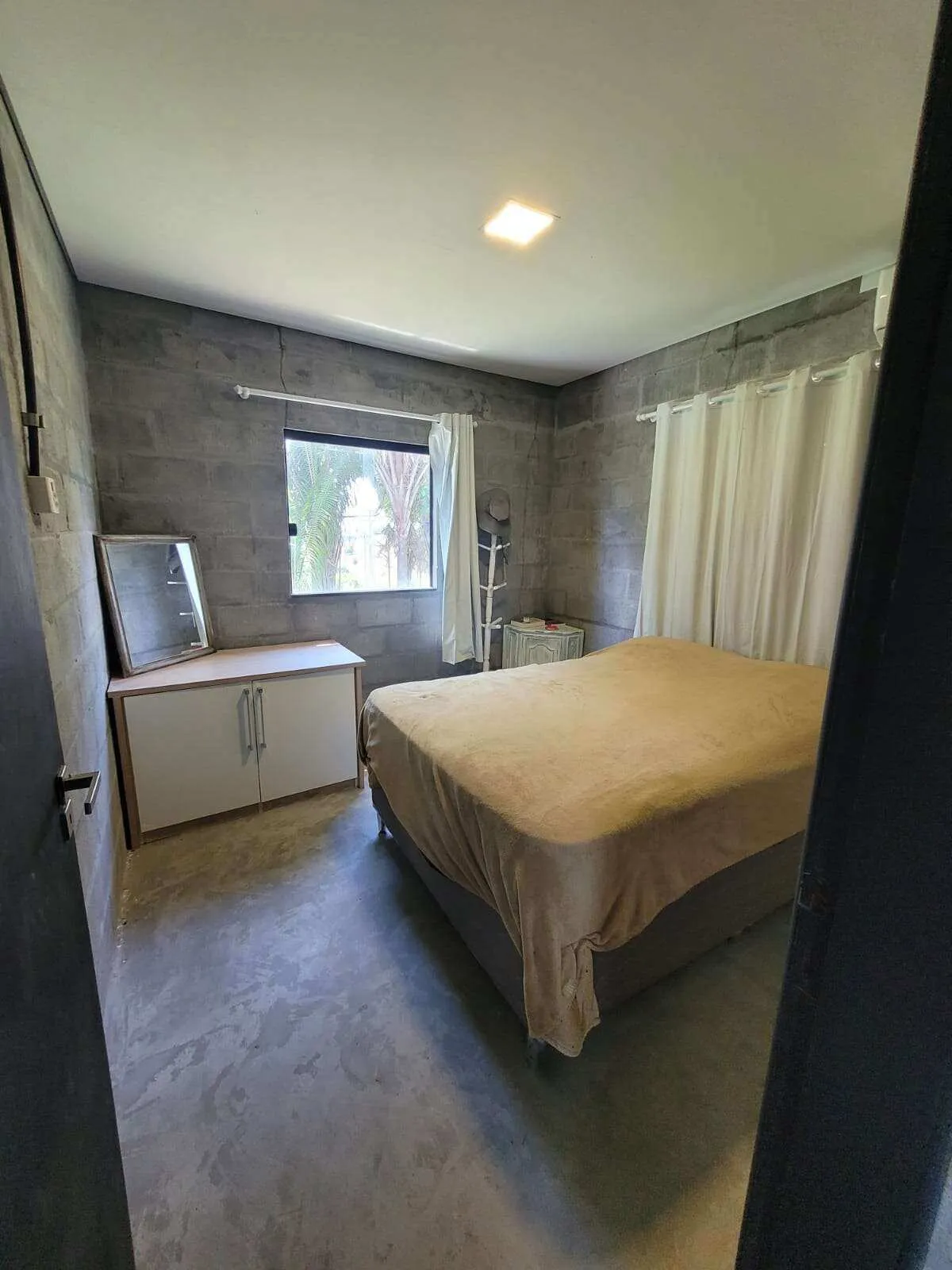 Imagem Sítio à venda em Mata de São João, com 2 quartos, 201m2m2