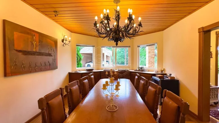 Imagem Casa de Condomínio em Campos do Jordão