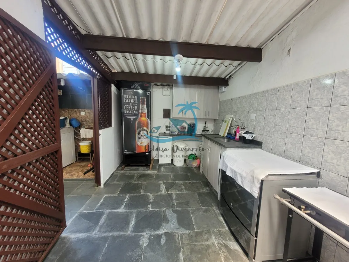 Imagem Casa com 3 dormitórios e piscina a venda em Ubatuba no bairro do Itaguá.
