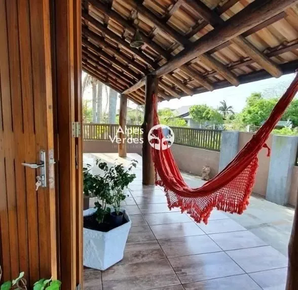 Imagem VENDE-SE CASA COM 03 SUÍTES EM IMBÉ, A MENOS DE 5 MINUTOS DO MAR.