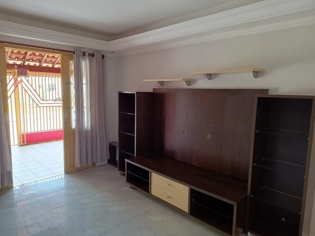 Imagem Casa para Locação 3 Quartos, 1 Suite, Parque Aeroporto, Taubaté - SP