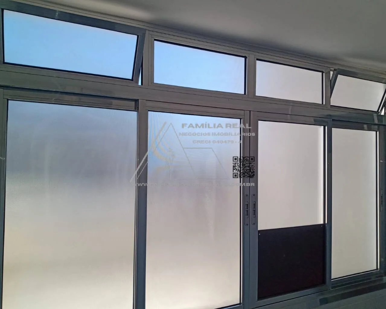 Imagem APARTAMENTO COM 2 DORMS, 1 VG COM PORTA DE AÇO, PARA VENDA NA COHAB II