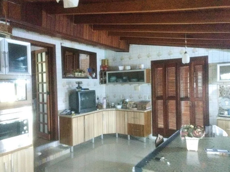 Imagem Casa para Venda - 250m², 3 dormitórios, sendo 1 suites, 4 vagas - Taruma