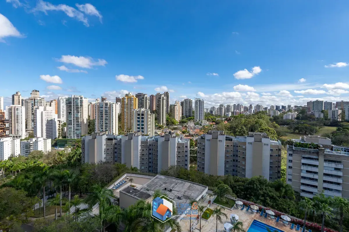 Imagem Cobertura para venda em Paraíso do Morumbi com 3 quartos, sendo 2 suítes, 236m²