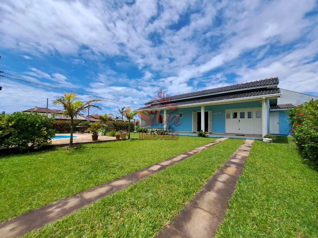 Imagem C627 | Casa 4 dormitórios com piscina em Presidente