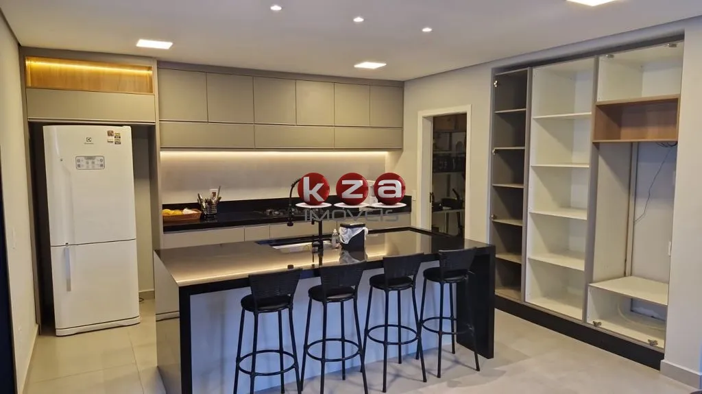Imagem Casa Moderna e nova a venda em condomínio de alto padrão em Valinhos-SP, : 3 suítes, 4 vagas, 280m².gourmet com piscina.