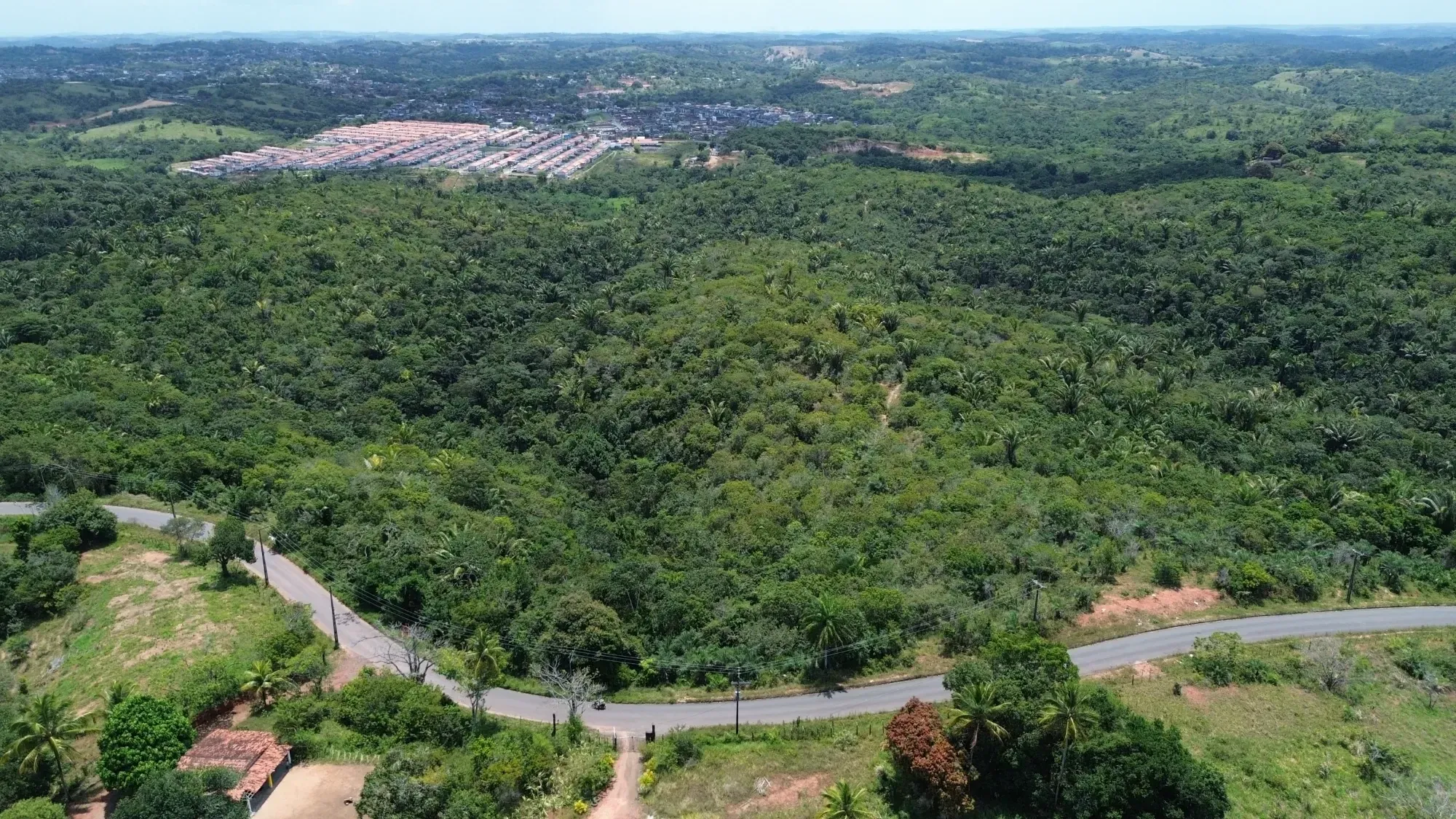 Imagem Terreno à Venda, 544000 metros em Centro - Simões Filho