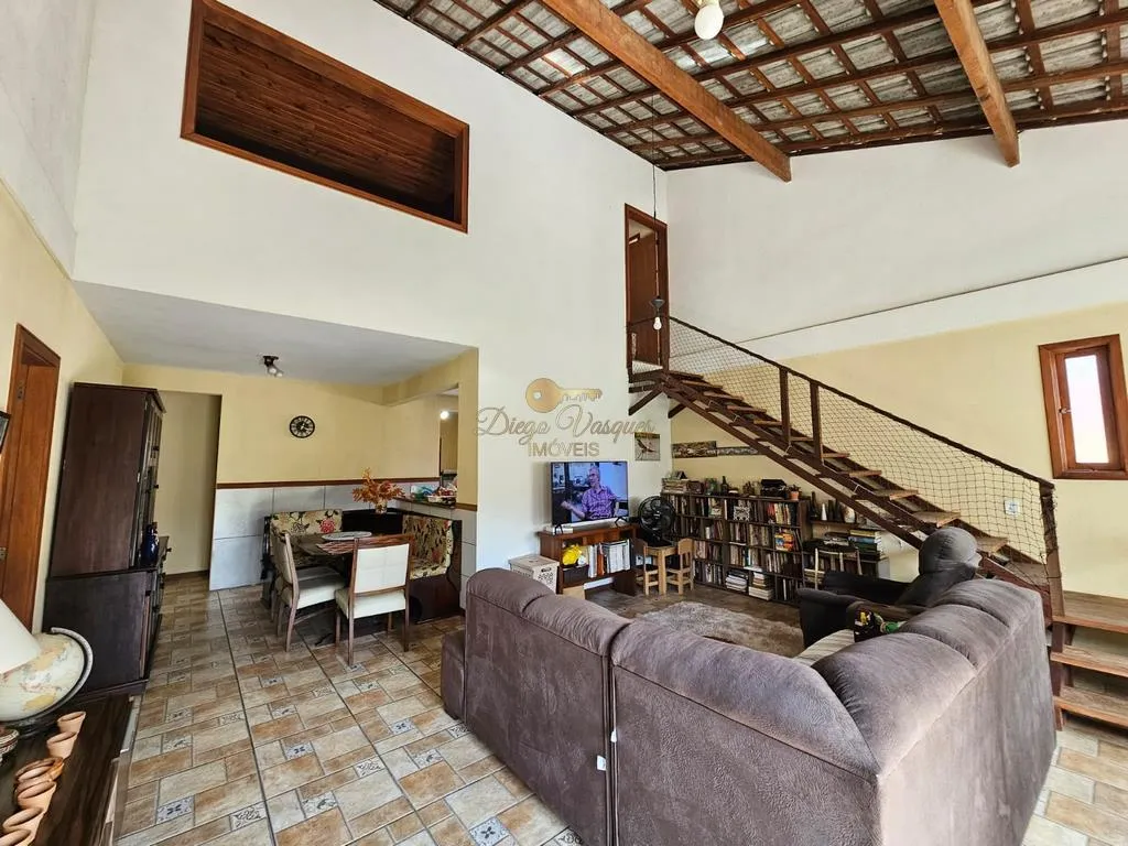 Imagem Casa em Condomínio para Venda em Teresópolis / RJ no bairro Vargem Grande