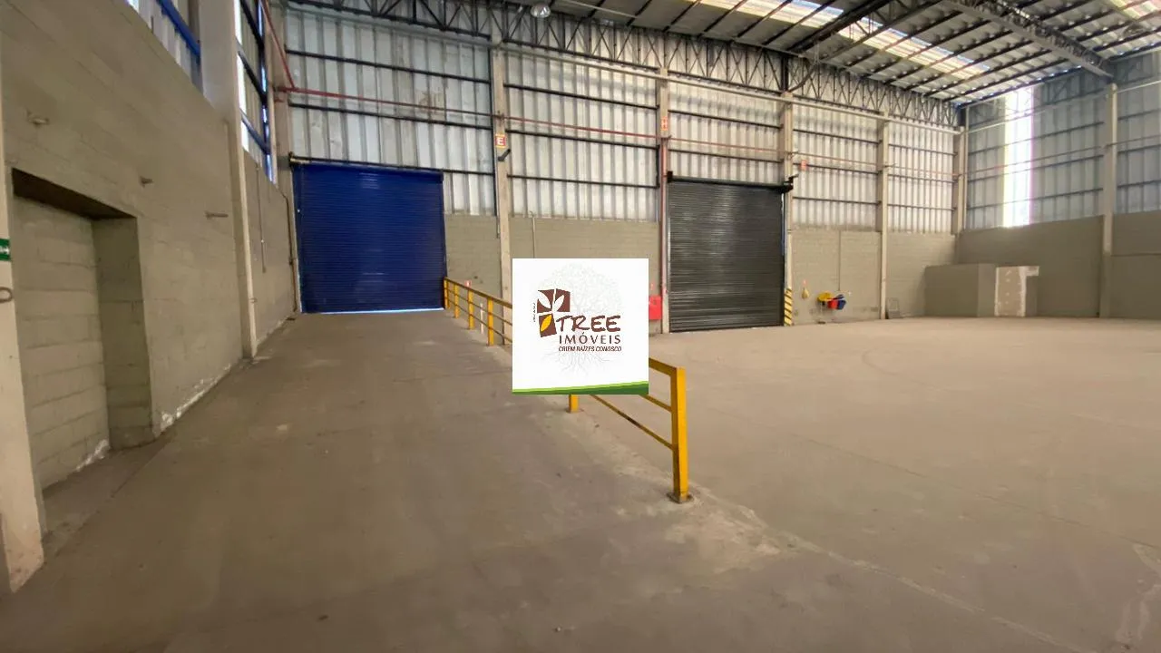 Imagem LOCAÇÃO DE GALPÃO COMERCIAL NO TABOÃO, EM MOGI DAS CRUZES/SP, 7.530m² com pateo de 2.000m², área fabril de 4.500m², 03 docas e ZUP 1. CONSULTE-NOS.