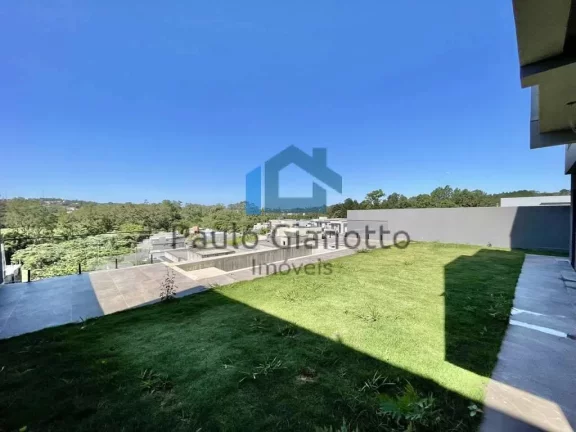 Imagem Casa Nova, de Alto Padrão, à Venda em Condomínio de Cotia
