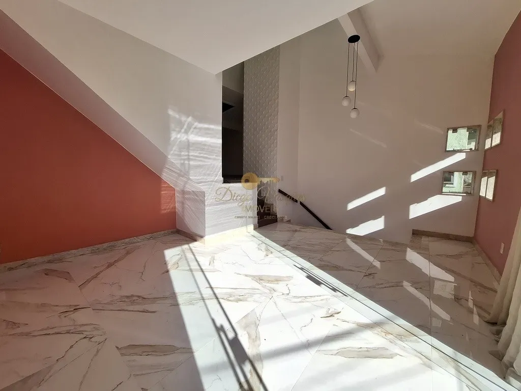 Imagem Casa em Condomínio para Venda em Teresópolis / RJ no bairro Iucas