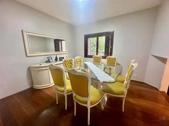 Imagem Ótima casa com 4 Suítes, Piscina e Vista para o Mar no Centro de Florianópolis Localizada no cent...