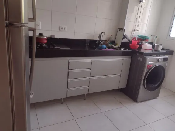 Imagem Apartamento com 2 Quartos à Venda, 47 m² em Cabral - Contagem
