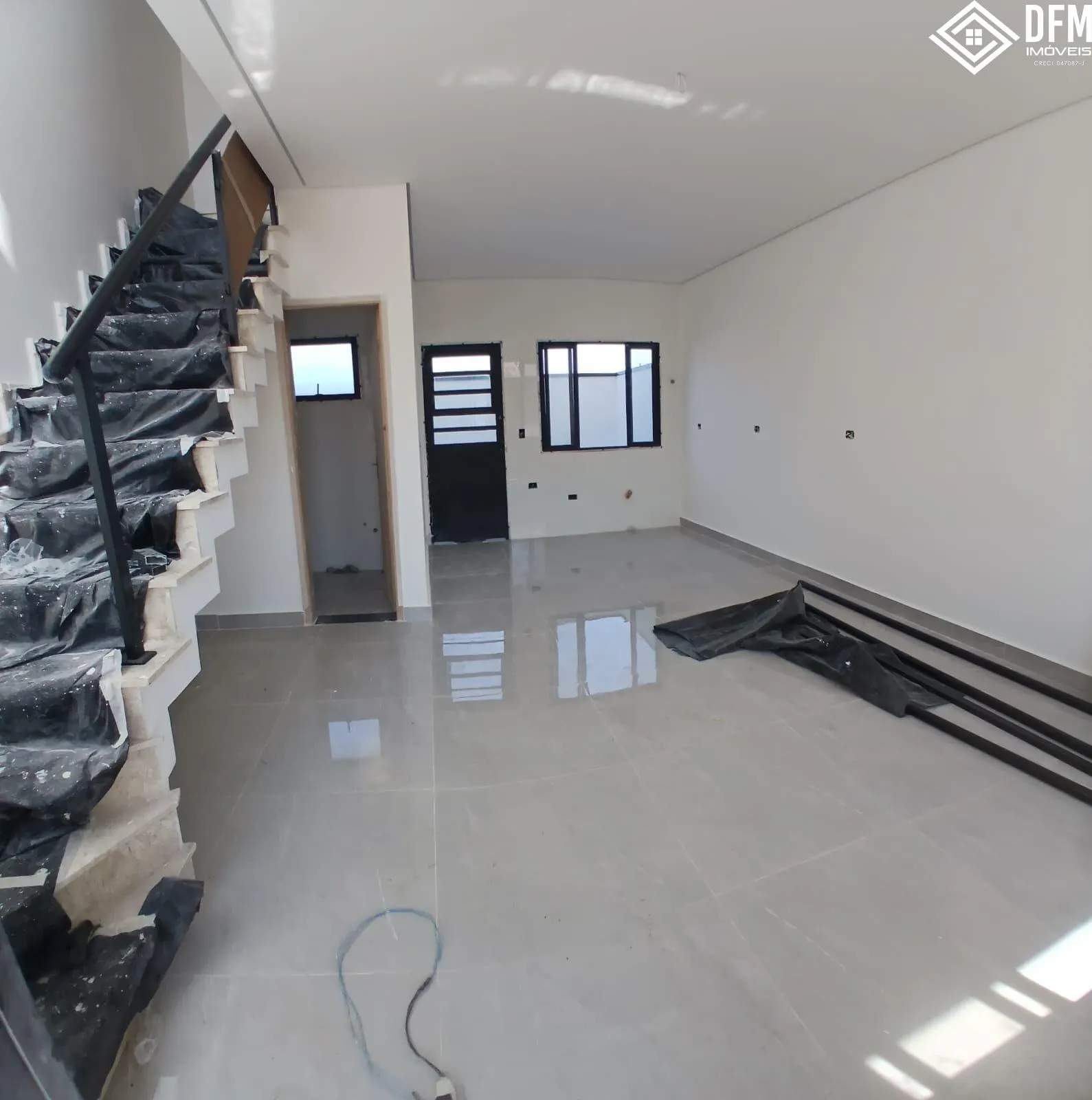 Imagem Sobrado com 2 Dormitorio(s) localizado(a) no bairro Vila Lavínia em Mogi das Cruzes / Mato Grosso do Sul Ref.:80965331