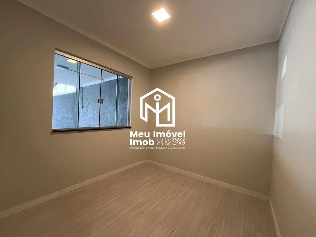 Imagem Casa 4 Quartos 2 Suítes 4 Vagas 300m² Taguatinga/DF