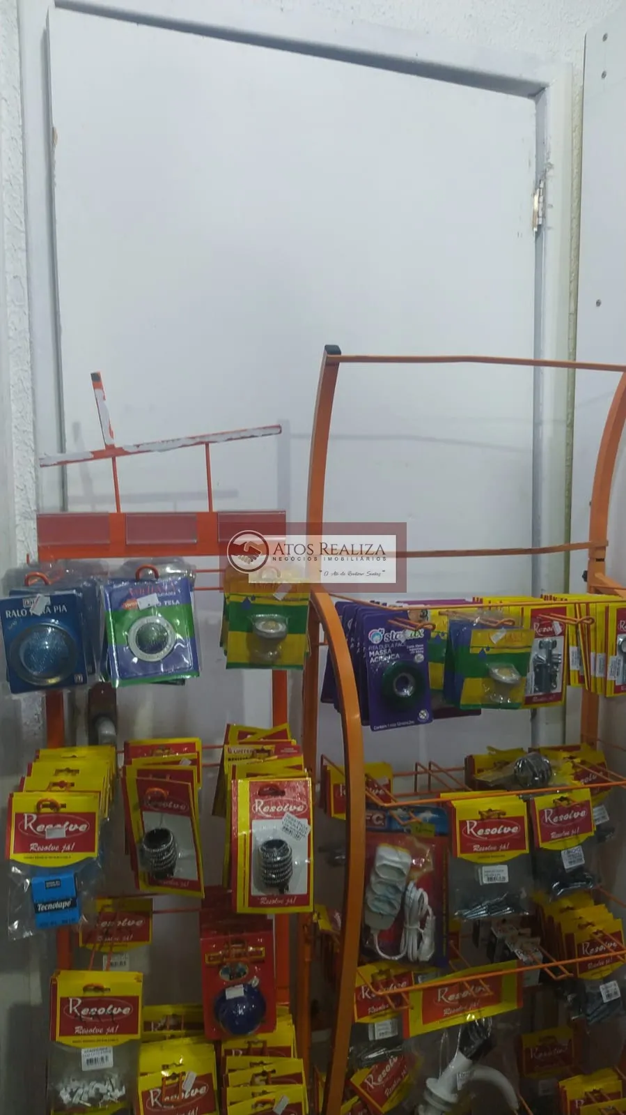 Imagem Alugo Excelente salão comercial, equipado com Cozinha e 2 Banheiros no Parque Santo Antonio SP: 230m² locação por R$3.300/mês.