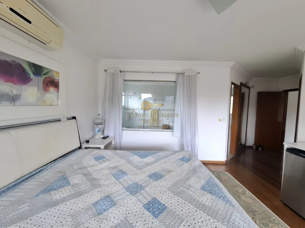 Imagem Casa em Condomínio para Venda em Teresópolis / RJ no bairro Green Valley