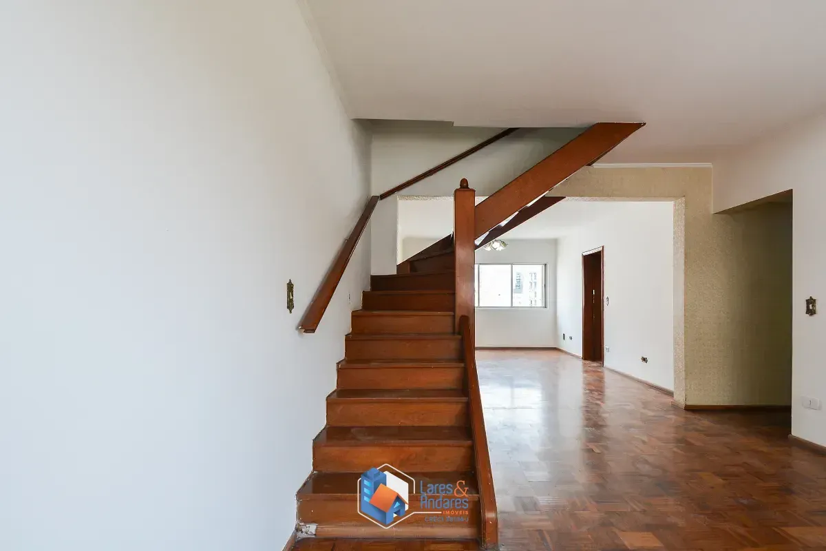 Imagem Cobertura para venda em Jardim Paulista com 4 quartos, sendo 1 suíte, 288m²