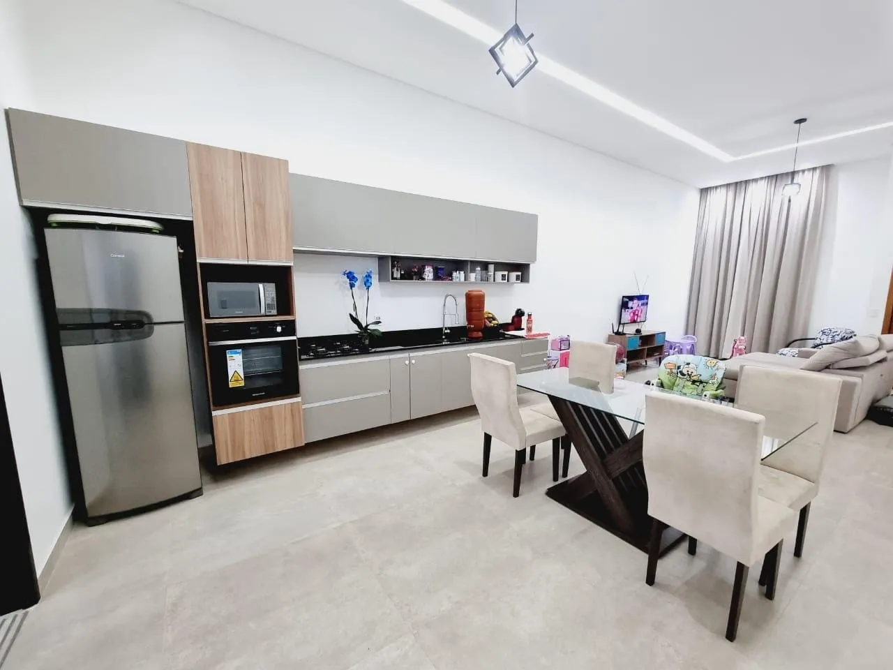 Foto do imóvel Casa à venda 3 Quartos, 1 Suite, 4 Vagas, 300M², Parque São Luís, Taubaté - SP | Residencial Jatobá