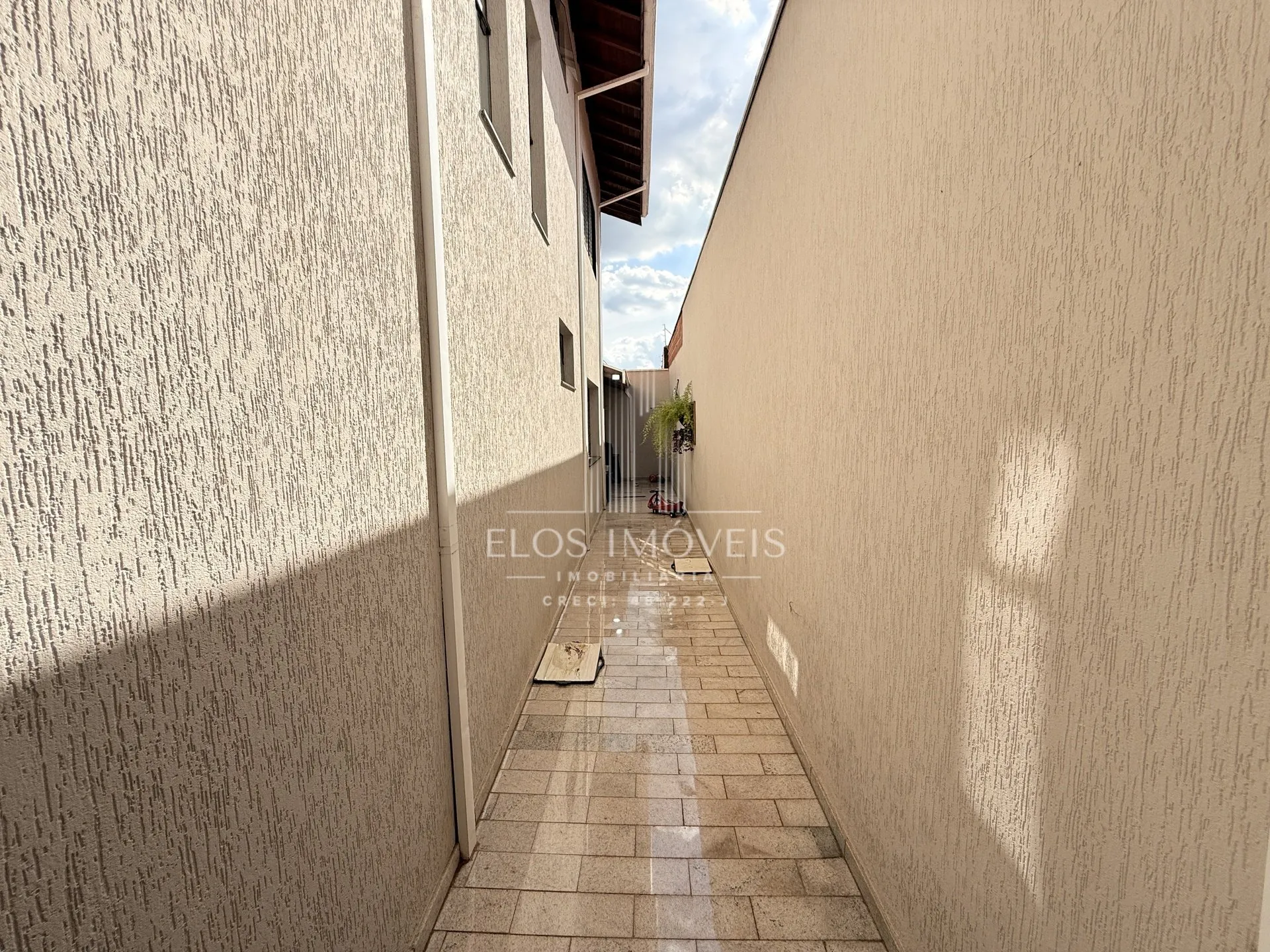 Imagem Sobrado de 3 quartos, 161m² no bairro Jardim Caieira, em Limeira