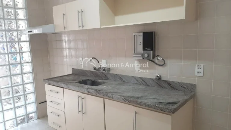 Imagem Este apartamento, no Condomínio Villeneuve I, conta com 3 dormitórios com armários planejados, of...