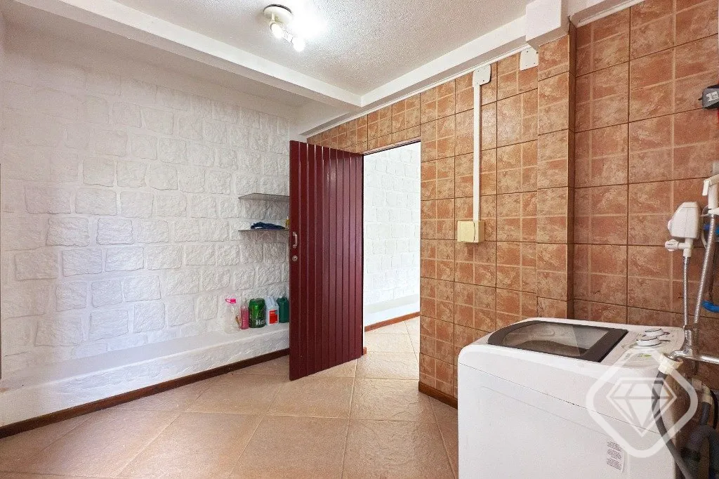Imagem Casa espaÃ§osa e muito bem construÃ­da, ideal para quem busca conforto, privacidade Ã© um imÃ³vel sÃ...