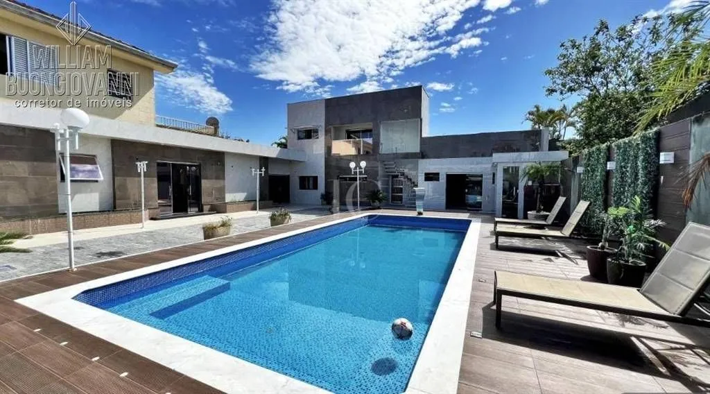 Foto do imóvel Casa à Venda em Flórida, Praia Grande - SP em Balneário Flórida, Praia Grande - SP