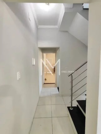 Imagem Casa Sobrado para venda 3 Quartos 1 Suíte 195m² - Bairro Residencial Rigui