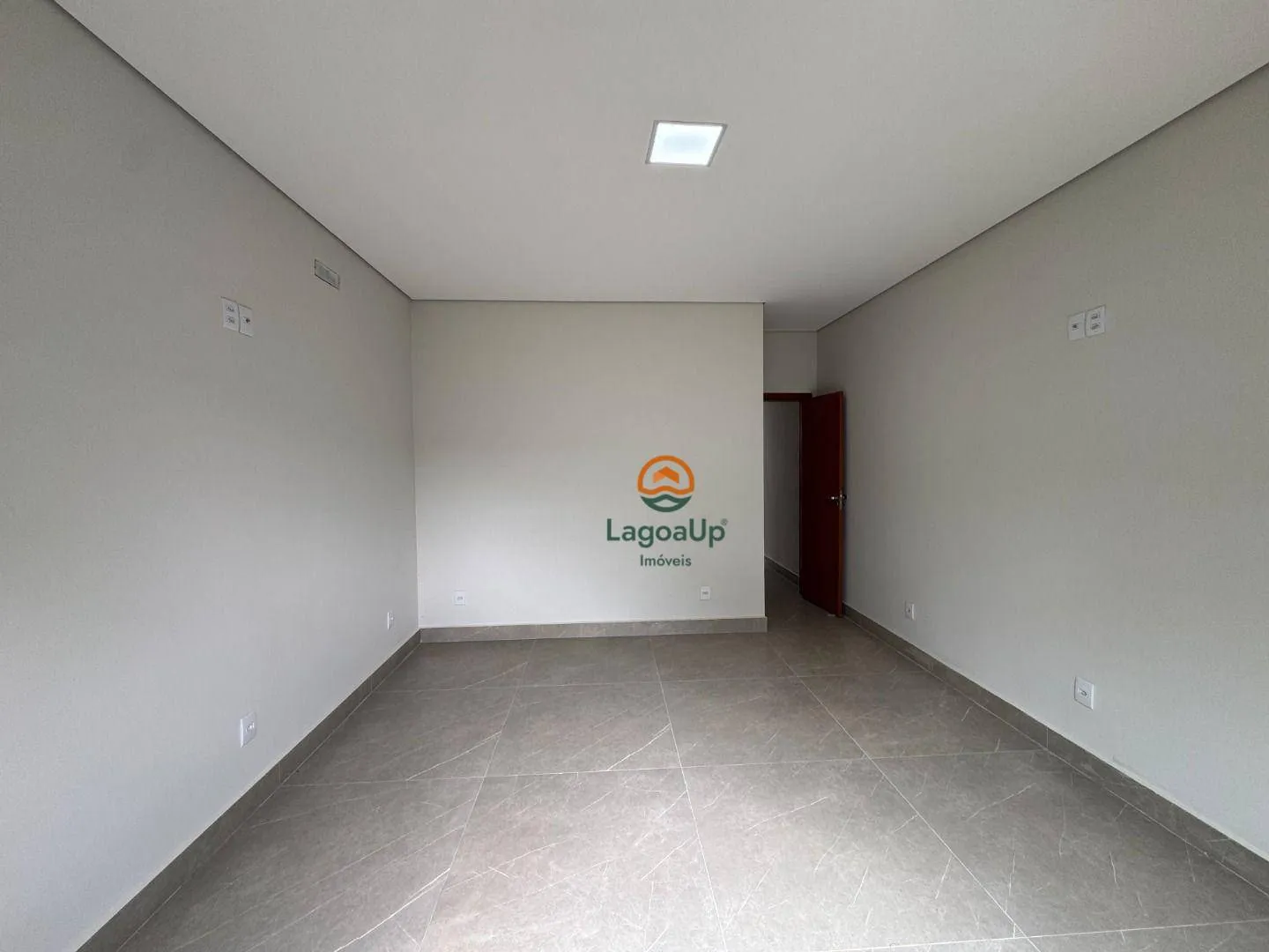 Imagem Casa com 3 dormitórios à venda, 96 m² por R$ 730.000,00 - Jardim Imperial - Lagoa Santa/MG