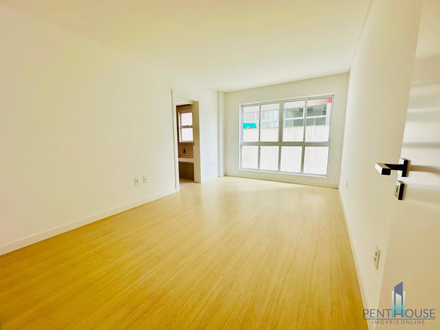 Imagem Apartamento Quadra Mar para Venda em Itapema, MEIA PRAIA, 4 dormitórios, 4 suítes, 5 banheiros, 2 vagas