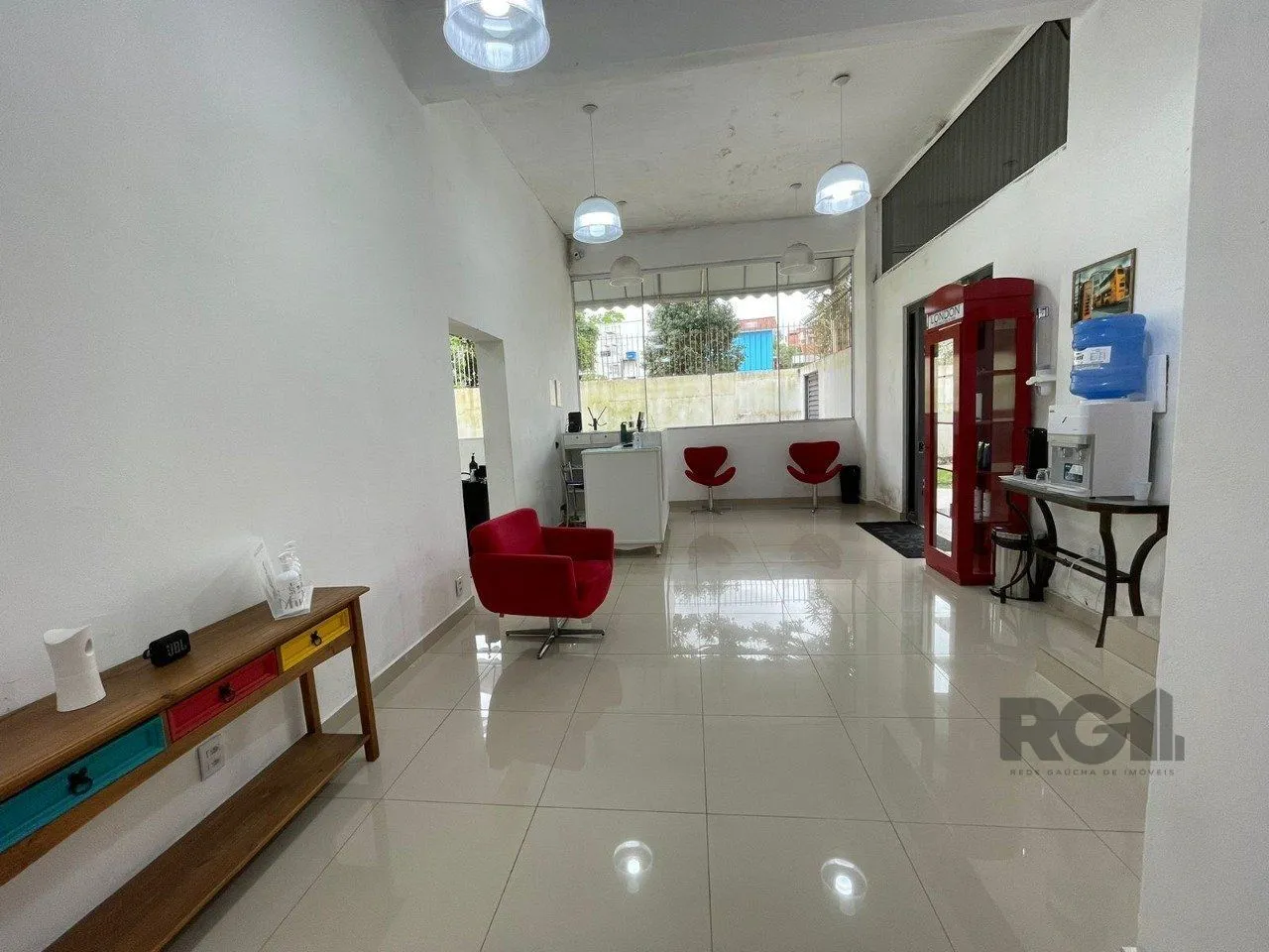 Imagem Prédio comercial 225m², com 5 lojas individuais, pé direito alto Vila Conceição.