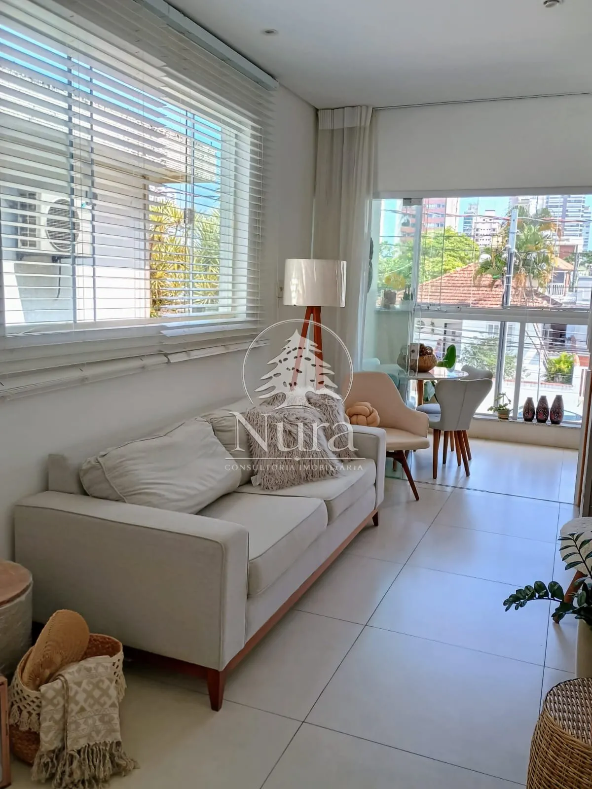 Imagem Sobrado de 2 quartos, 80m² no bairro Embaré, em Santos