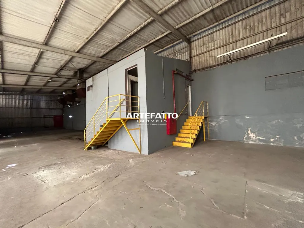Imagem GALPÃO INDUSTRIAL/COMERCIAL PARA LOCAÇÃO/FRENTE PARA A Rodovia Régis Bittencourt