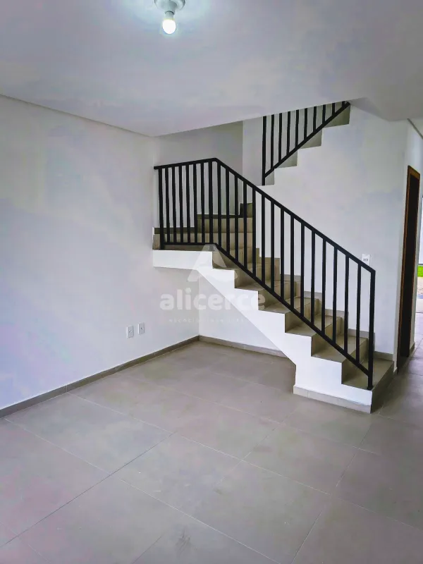Imagem Sobrado à venda com 2 quartos 2 suítes, 78m² em Areias São José