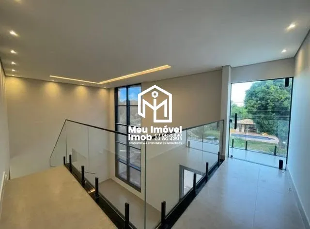 Imagem SHA Quadra 4 Arniqueiras Casa 3 Suítes 2 Vagas Útil 270 m² Terreno 235 m²