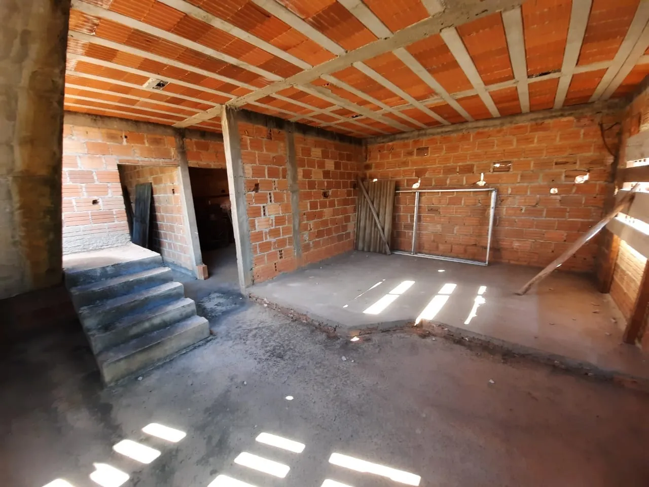 Imagem Casa à venda 3 Quartos, 1 Suite, 2 Vagas, 65M², Residencial Mombaça, Pindamonhangaba - SP