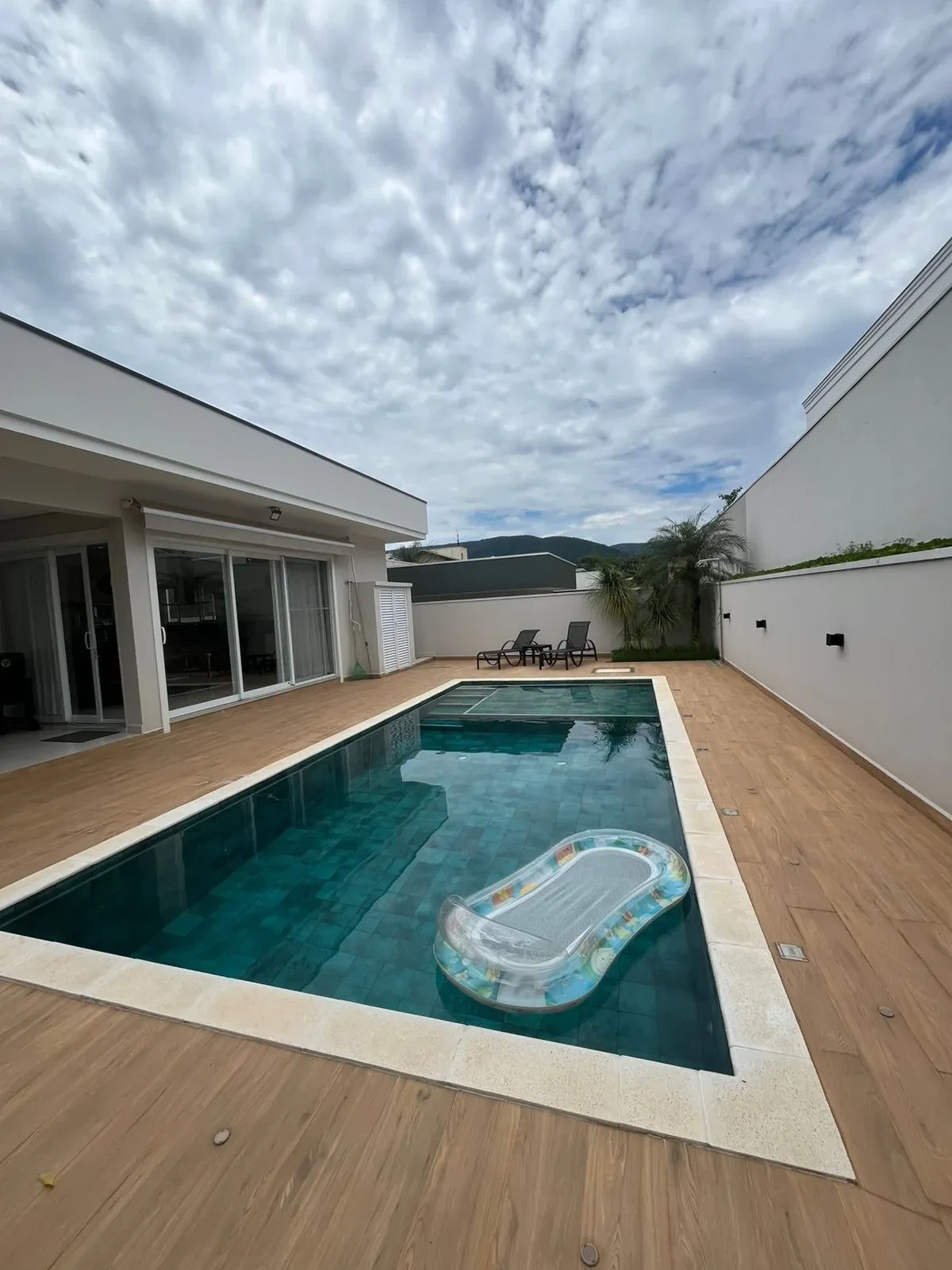Imagem Casa de Condomínio com 3 Quartos à Venda ou Locação, 330 m² em Medeiros - Jundiaí