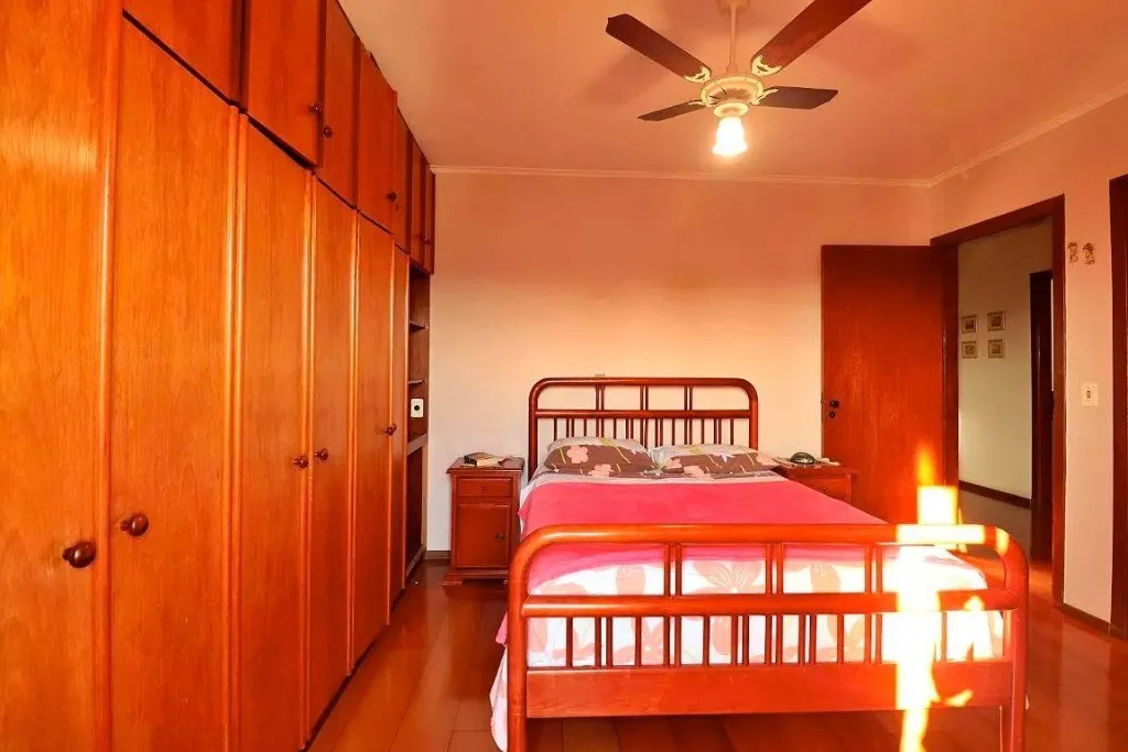 Imagem Venda ou locação de apartamento de 3 quartos no Parque das Nações, Santo André-SP: 135m², 1 suíte, 3 banheiros, 2 vagas.