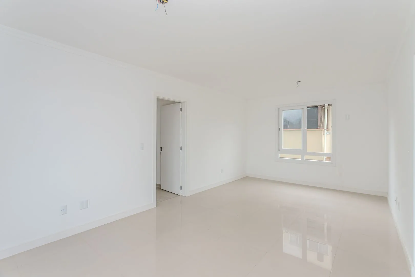 Imagem Apartamento NOVO no Menino Deus de 3 dormitórios e 2 vagas